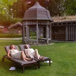 Отель Schloss Basthorst Crivitz