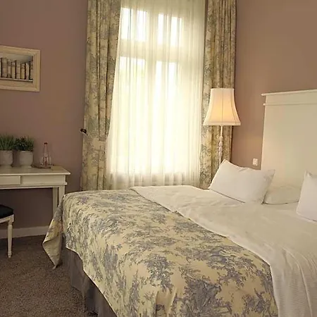 Otel Schloss Basthorst
