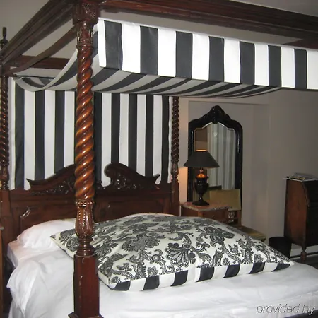 Schloss Basthorst 4*